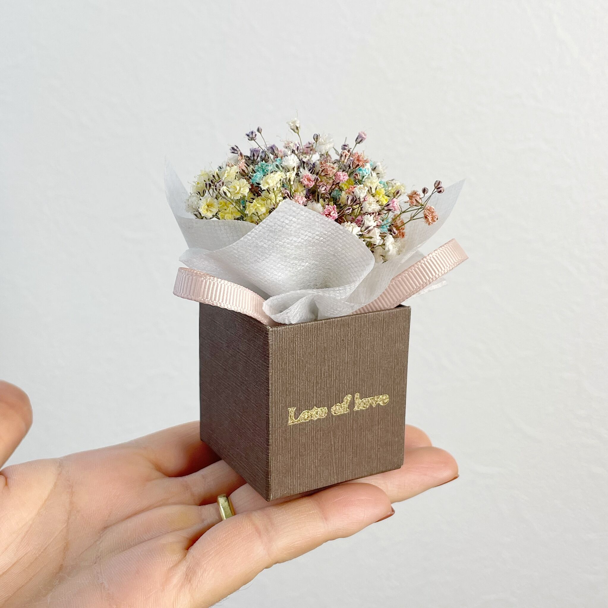 ミニチュアBOX ドライブーケ【かすみ草 BOX 】 | Lynn flowers