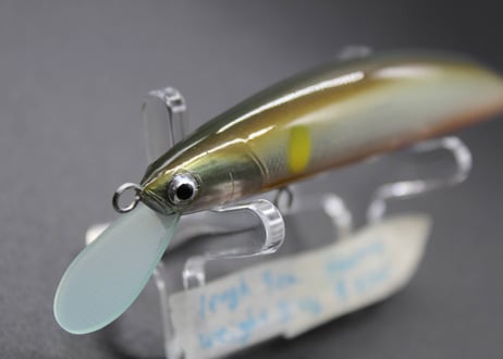 ハンドメイドルアー　フローティング　鮎カラー　9cm　【幾ミノー / IKU MINNOU】