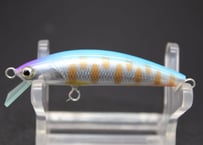 ハンドメイドルアー フローティング 鮎カラー 11cm 【幾ミノー / IKU