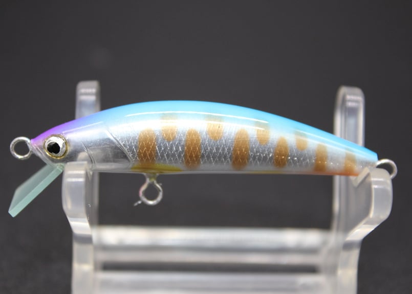 ハンドメイドミノー シンキング ハンドメイドミノー 4つセット Amazon