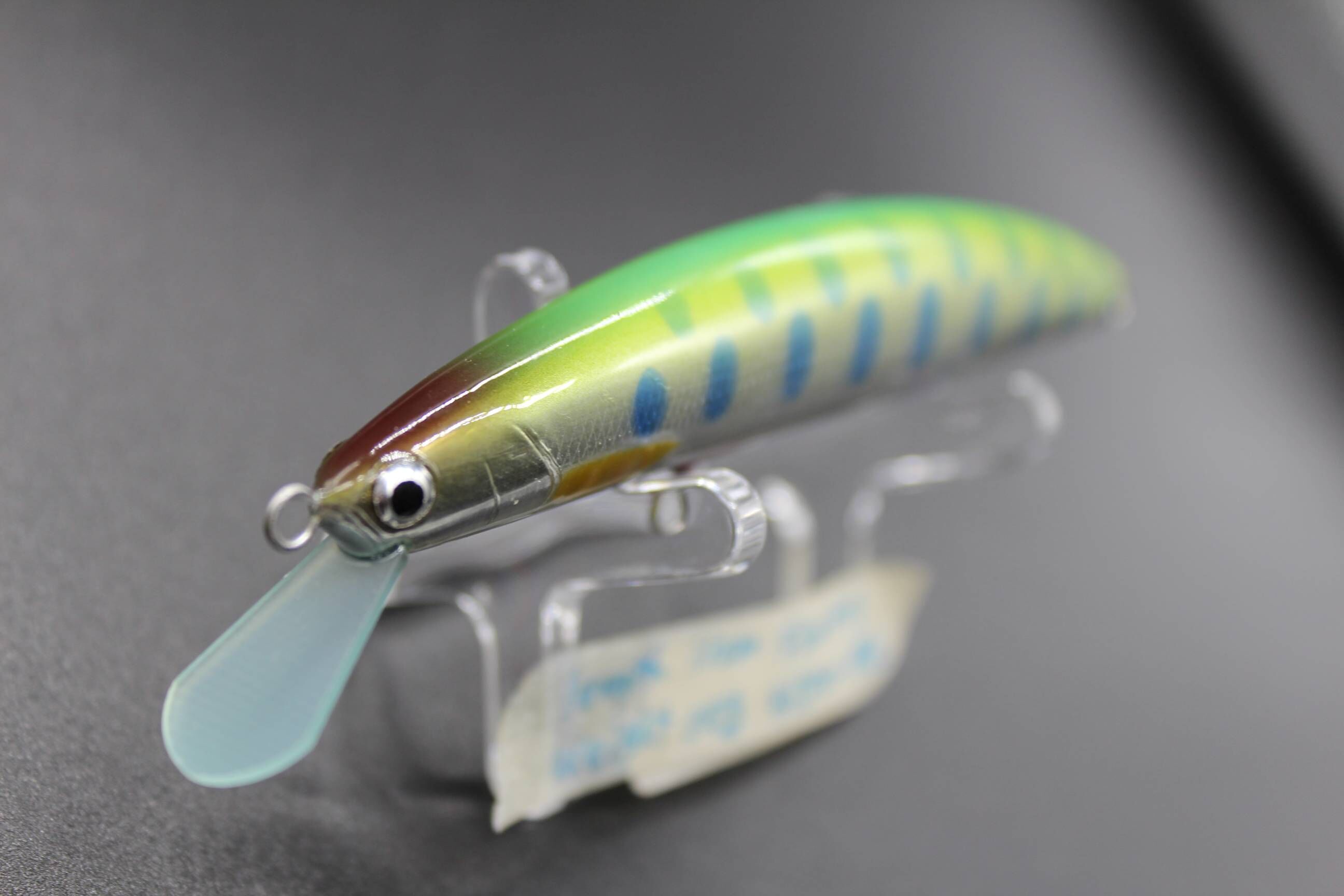 ハンドメイドルアー フローティング チャート グリーンヤマメ 11cm