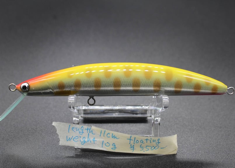 ハンドメイドルアー フローティング チャート イエローヤマメ 11cm