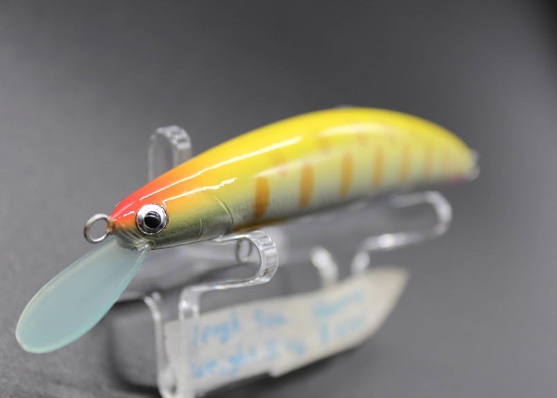 ハンドメイドルアー フローティング チャート イエローヤマメ 9cm 【幾