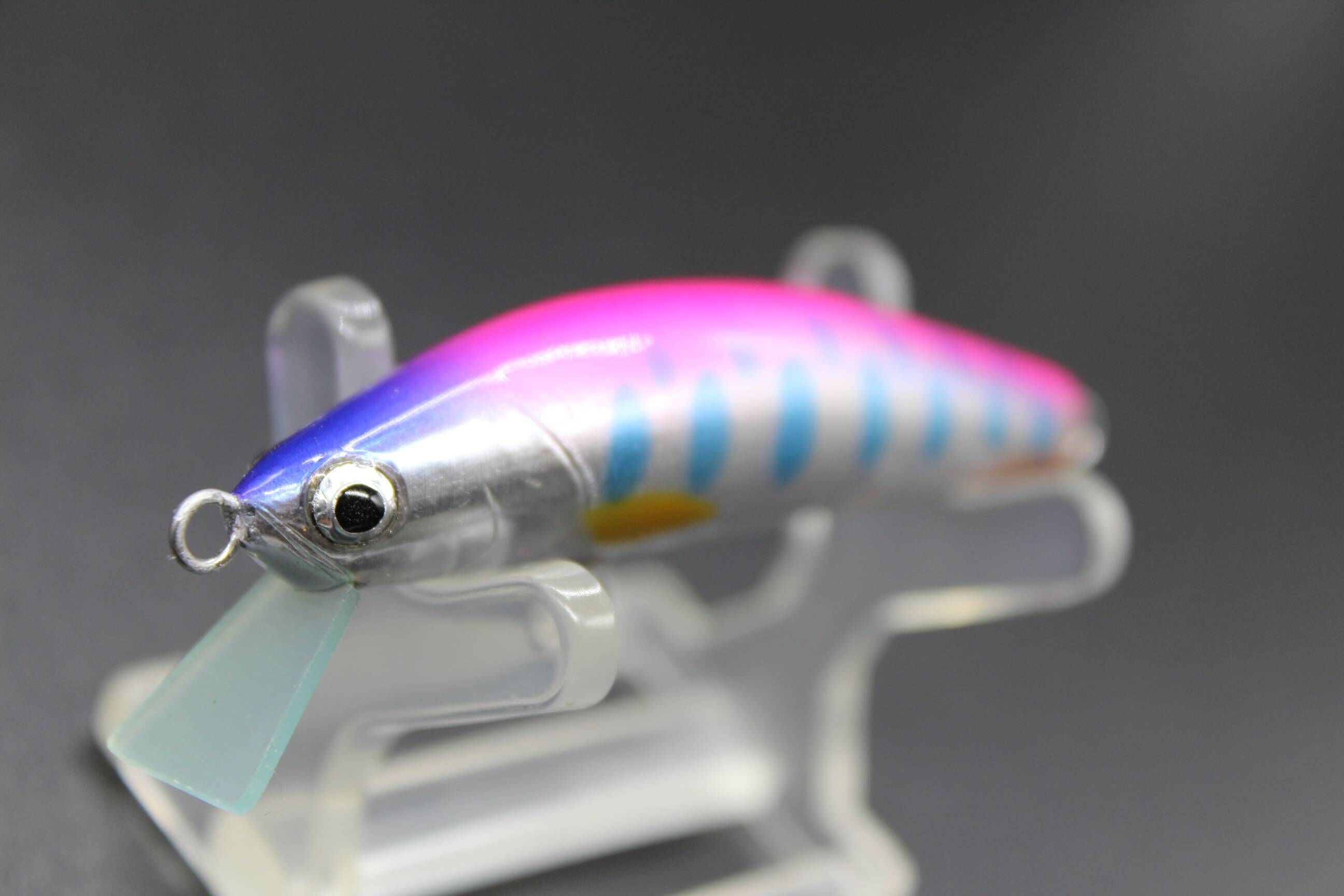 ハンドメイドルアー フローティング ピンクヤマメ 7cm 【幾ミノー