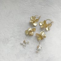 two flower gold