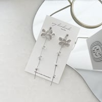 mini flower chain silver