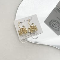 gold flower glass