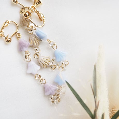 *pale lily ピアス/イヤリング*