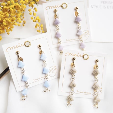 *pale lily ピアス/イヤリング*