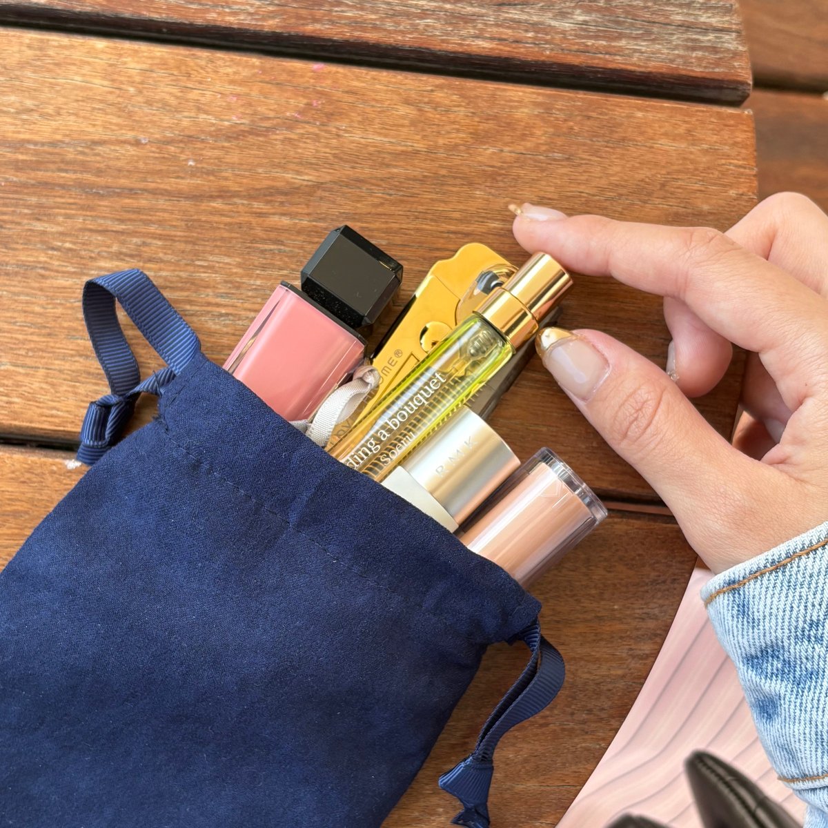 お花屋さんの香り「Holding a bouquet」（香水9ml） | Soeru 手のひら