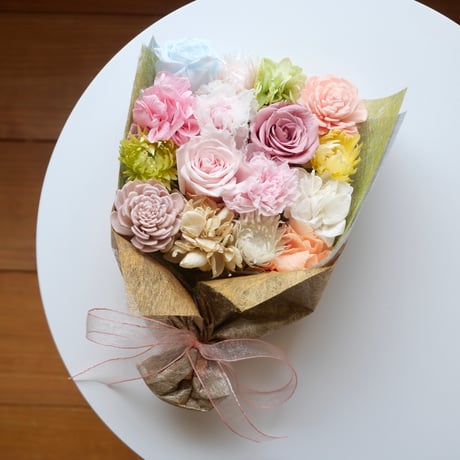 ぬくもりを贈るおもてなし花束『ひかり』（Mサイズ）