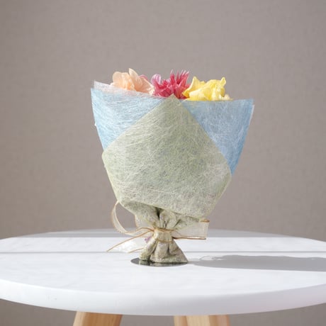 夏に咲く、おもてなし花束『花火』（XSサイズ）