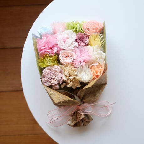 ぬくもりを贈るおもてなし花束『ひかり』（Sサイズ）