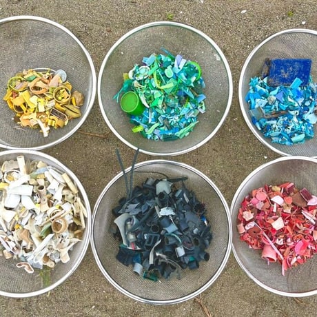 海洋プラスチックのイヤリング【マーブル】