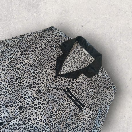 animal pattern design pajama shirt