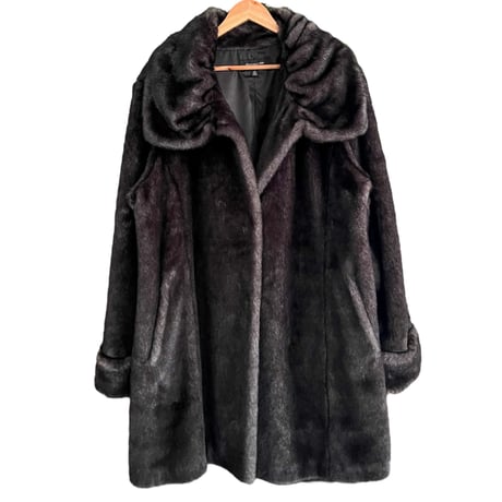 Vintage big collar design faux fur coat【@sho_.ta0618】