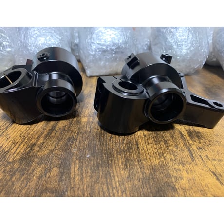 YZ125/250用フロントサスペンション　CNC削り出しオリジナルアクスルブラケット