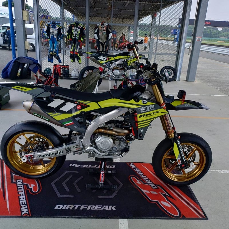 受注生産品 SAKURA EXHAUST YAMAHA YZ450F2023-2025 / Y