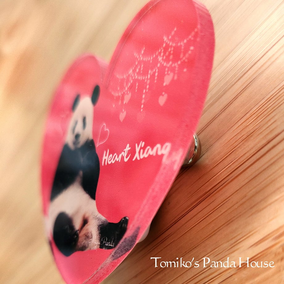 超人気!【あくりるばっじぃ】「Heart Xiang」(ハートシャン・アクリル