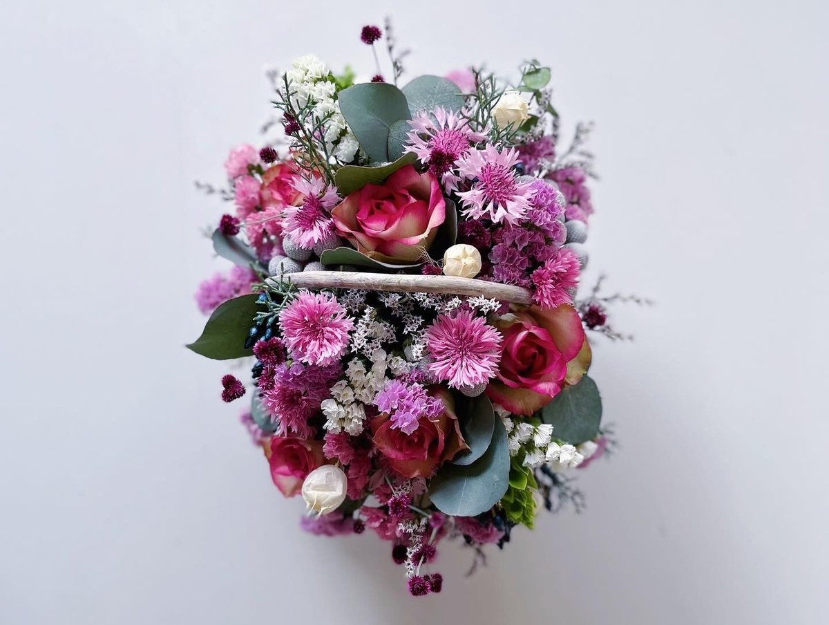 ドライフラワーになるバスケットアレンジメントM | ichirin's STORE