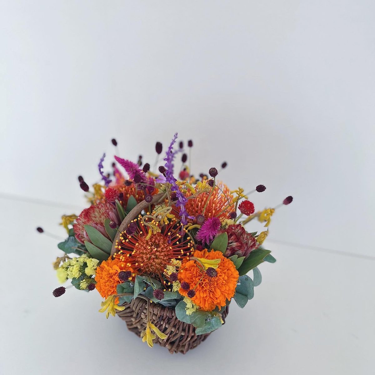 ドライフラワーになるバスケットアレンジメントM（夏・秋