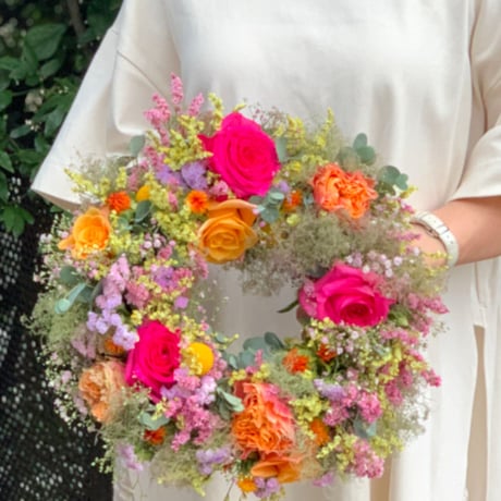 初夏のスモークツリーと薔薇のリースL