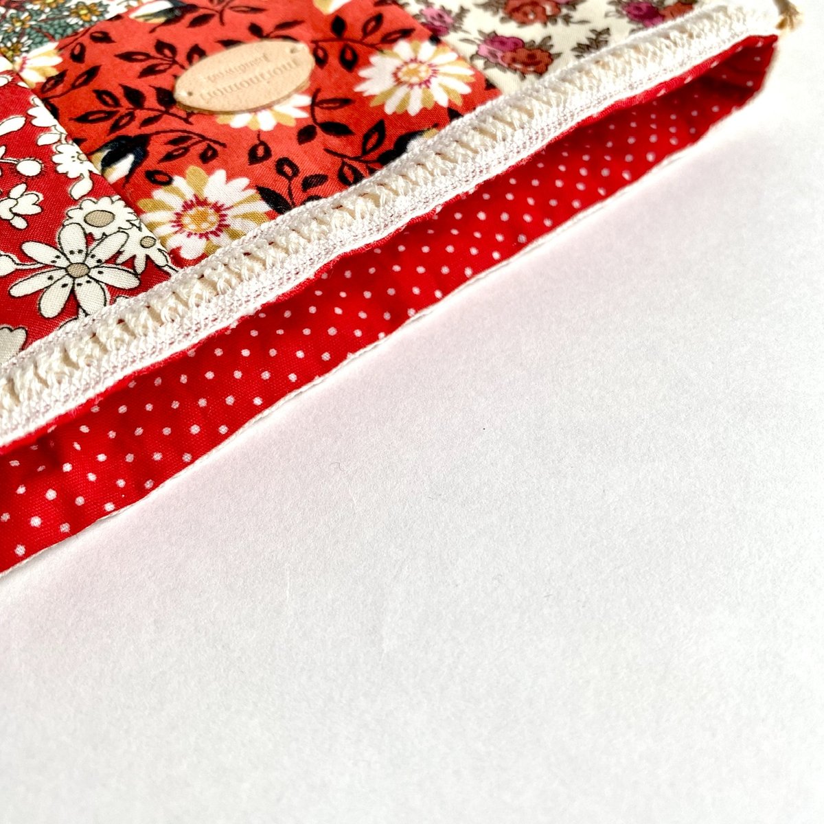 ✮614 リバティ　エリジアン・スモック　3色使用　ハギレパッチワーク　ミニ巾着 ✮614 リバティ エリジアン・スモック 3色使用 ハギレパッチ