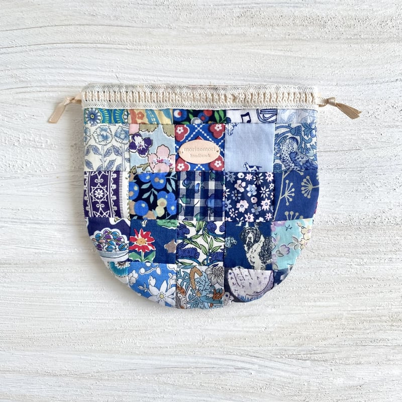 mornquilt パッチワーク巾着バッグ はぎれを愛でるパッチワーク巾着