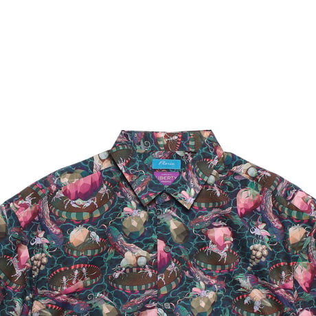 LIBERTY FABRICS　NO.106 リバティプリント  半袖シャツ リバティシャツ ＜WILD WORLD / ワイルド・ワールド＞