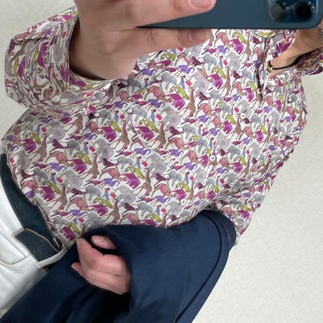 LIBERTY FABRICS　NO.06 リバティプリント リバティシャツ  ドレスシャツ　＜ Cue for the Zoo / キュー・フォー・ザ・ズー＞