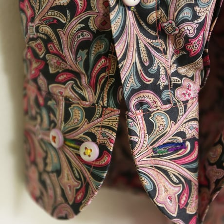 LIBERTY FABRICS　NO.27 リバティプリント  ドレスシャツ リバティシャツ  ＜ Hendrix / ヘンドリックス＞