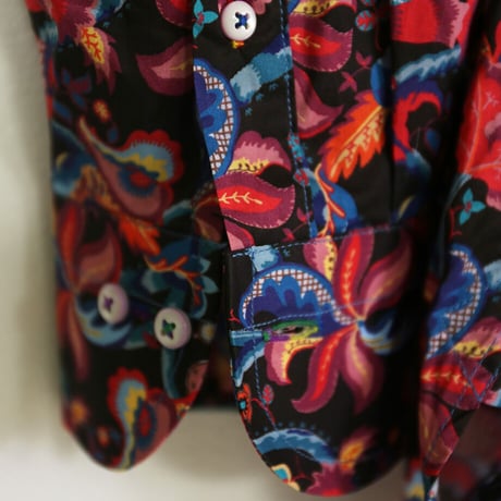 LIBERTY FABRICS　NO.28 リバティプリント  ドレスシャツ リバティシャツ  ＜French Brocade/フレンチ・ブロケード＞【レッド】