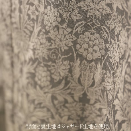 LIBERTY FABRICS　NO.10 リバティプリント 高級 メンズ セレブ ベスト　＜Strawberry Meadow/ストロベリーメドウ＞ 【ブラウン×モカ】