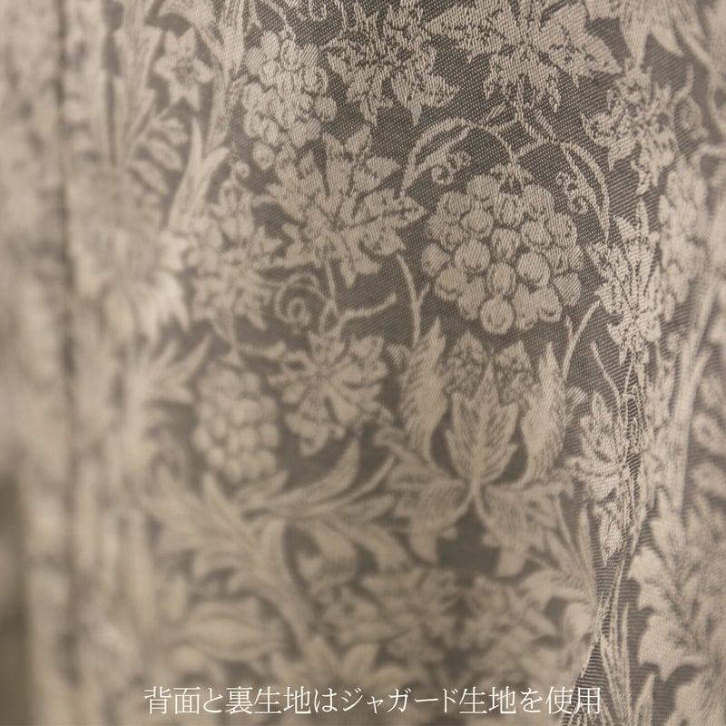 8/521:00限定お値下げ　新品　LIBERTY柄　リバーシブルダウンベスト 8/521:00限定お値下げ 新品 LIBERTY柄 リバーシブルダウンベスト