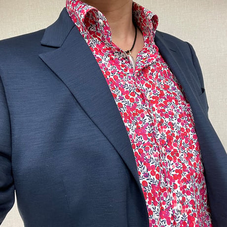 LIBERTY FABRICS　NO.12 　リバティプリント  ドレスシャツ リバティシャツ  ＜ Wiltshire / ウィルトシャー ＞