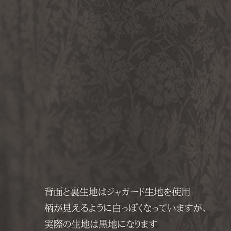 LIBERTY FABRICS　NO.09 リバティプリント 高級 メンズ セレブ ベスト　＜Strawberry Meadow/ストロベリーメドウ＞【ネイビーブルー】
