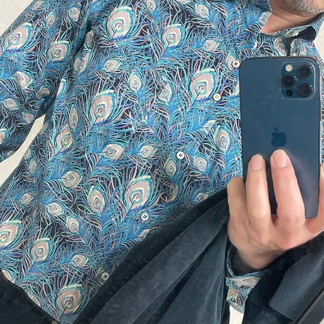 LIBERTY FABRICS　NO.43 リバティプリント  ドレスシャツ リバティシャツ  ＜Juno Feather/ジュノフェザー＞