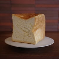 デニッシュ食パン