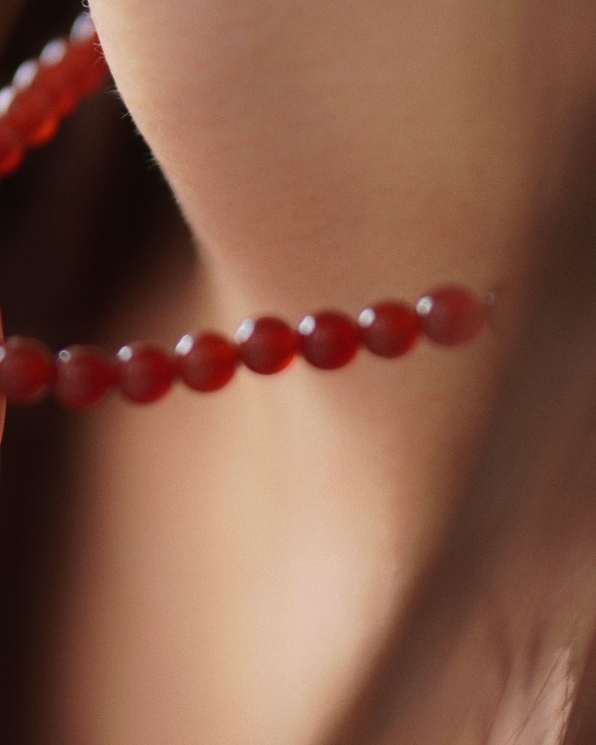 Noble / red | ALY
