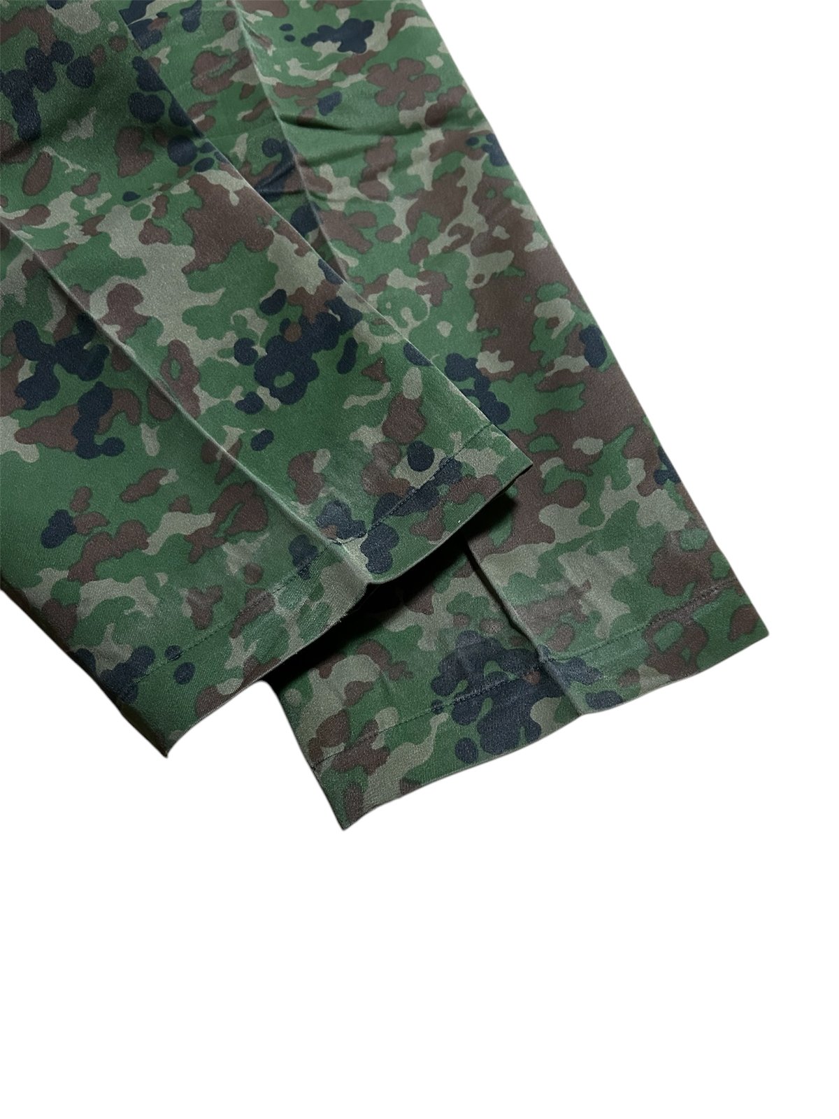 陸上自衛隊 迷彩柄 ミリタリーカーゴパンツ 軍パン 迷彩服 2B 陸上自衛隊 迷彩柄 ミリタリーカーゴパンツ 軍パン 迷彩服 2B