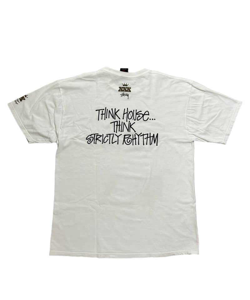 STUSSY x Strictly Rhythm Anniversary Tシャツ ホワイト STUSSY x Strictly Rhythm Anniversary Tシャツ ホワイト