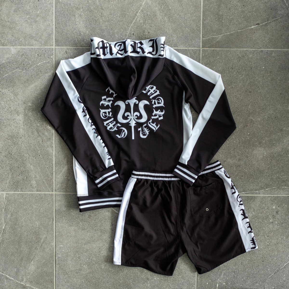 25ラッシュガードセットアップBK×ホワイト | C.Marin®