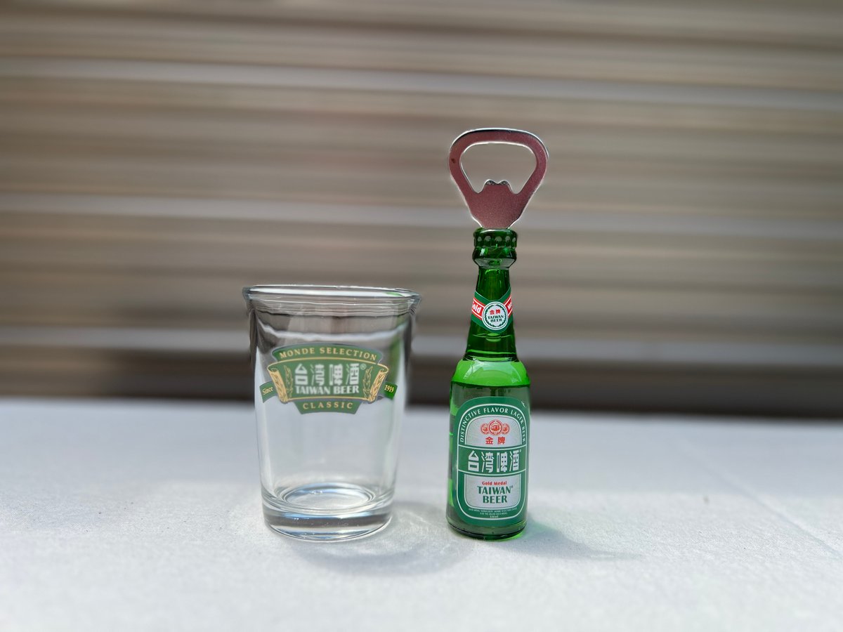 瓶ビール栓 14 ways to open a bottle without a bottle opener/14 beer bottle