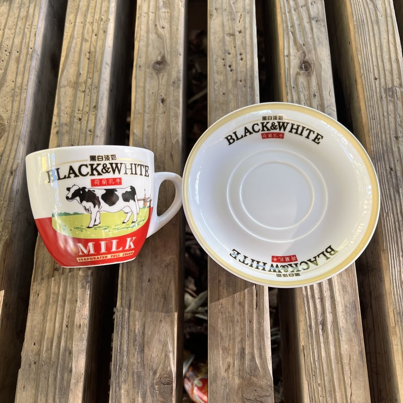 香港【黒白淡奶】カップ＆ソーサー エバミルク BLACK&WHITE ブラック