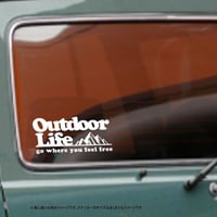 Outdoor Life 自由を感じる場所へ 山 イラスト ステッカー おしゃれ　ちょうどいいサイズ感 キャンプ キャンパー オリジナル 遊び心 テント 山遊び アウトドア