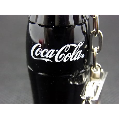 コカ・コーラ　キーチェーン付きミニボトル　現行品