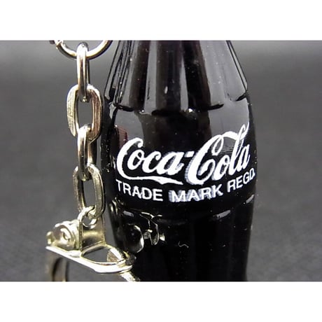 コカ・コーラ　キーチェーン付きミニボトル