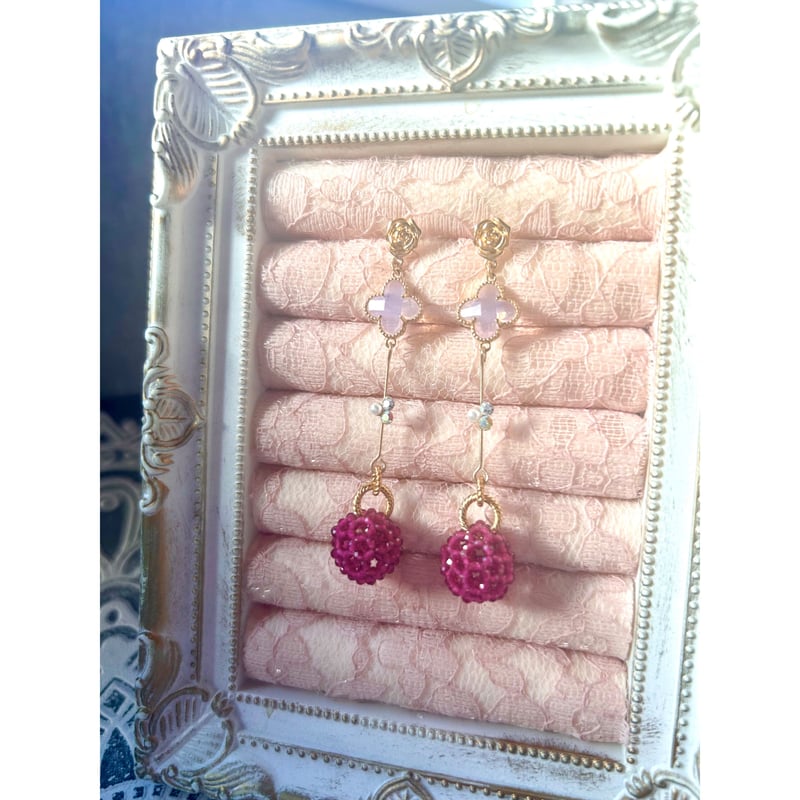 ルビー＆クローバー(Pink) Berry ピアス 14kgf 【神聖幾何学フラーレン