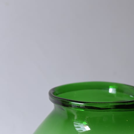 2654 Glass bottle (green)