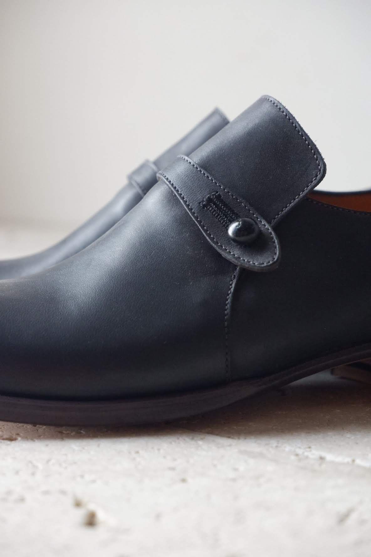 forme Button strap shoes(men